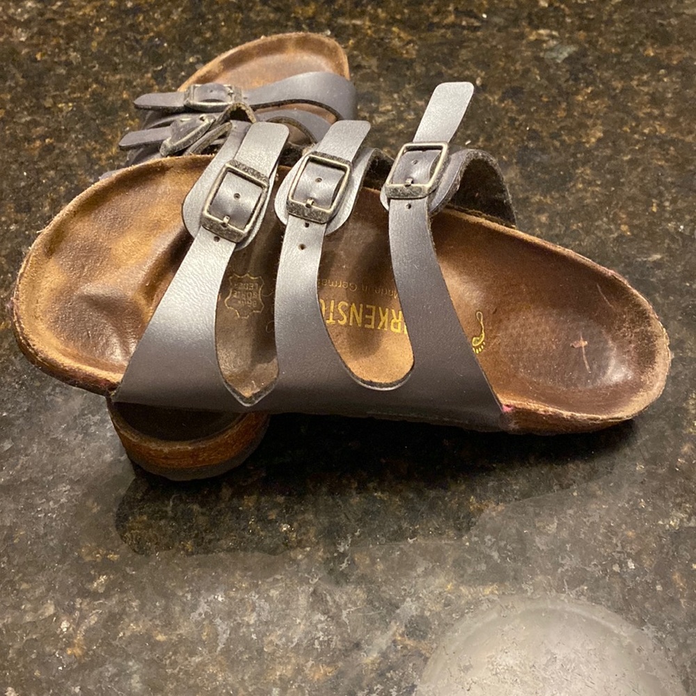 Birkenstock gun metal gray 3 strap adjustable sandal w/ sealed cork